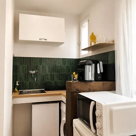 Gobelins Refined Flat Near Latin Quarter Paris
